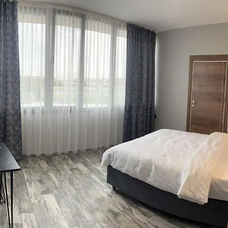 Tuzla * Istanboel